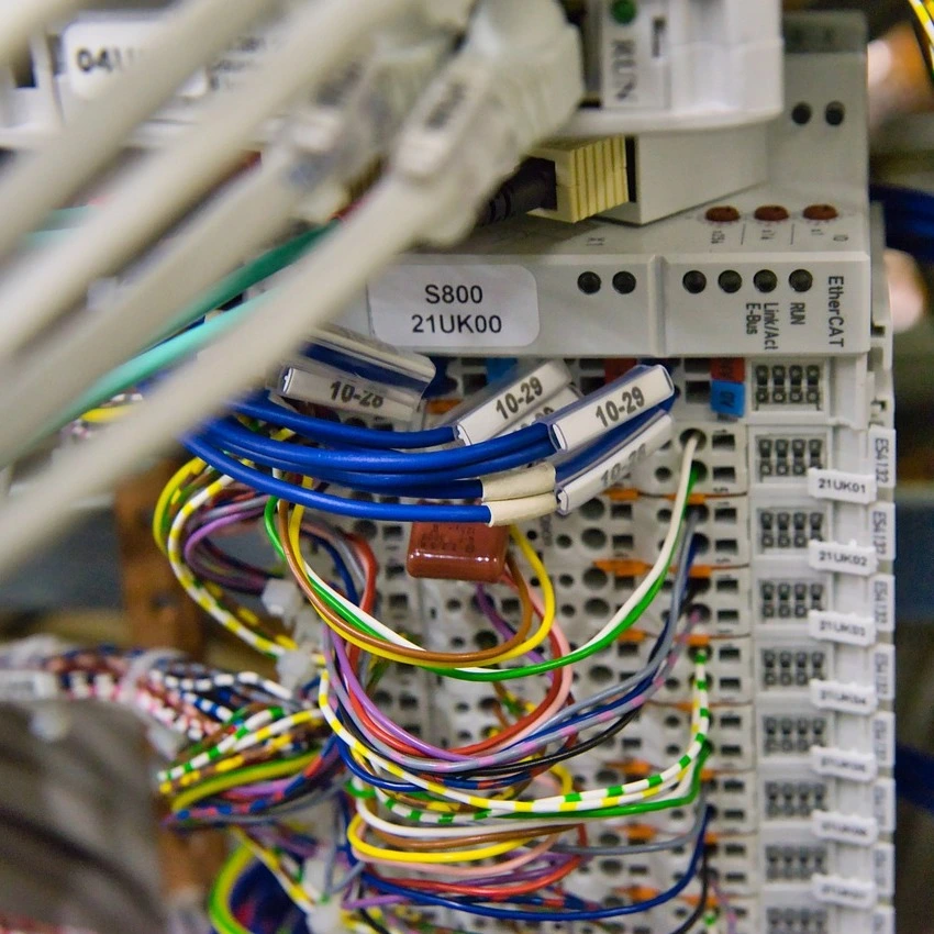 Kawasaki RS007L Robot